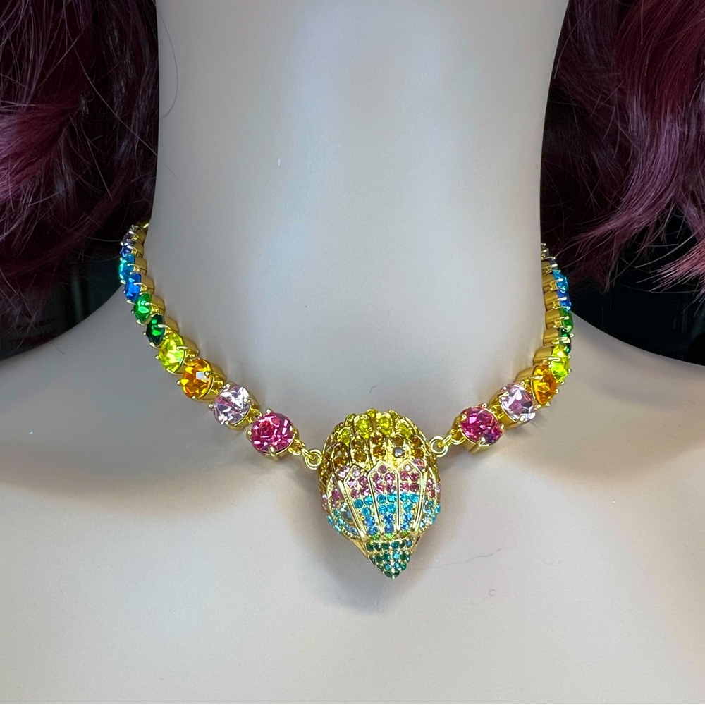 Kurt Geiger London NWT  Signature Eagle Pastel RhineStone Necklace (J153) - Picture 3 of 9